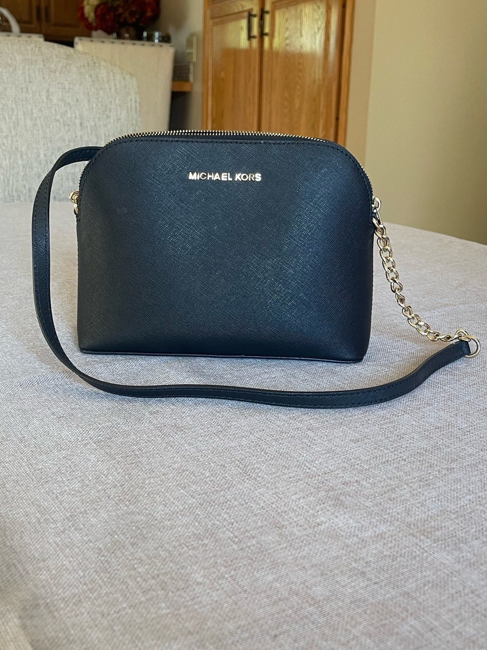 Michael Kors Cindy Large Dome Crossbody Bag - Black Saffiano Leather